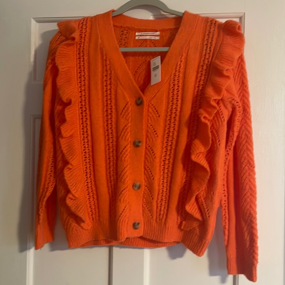 Anthropologie Cute ruffled sweater.